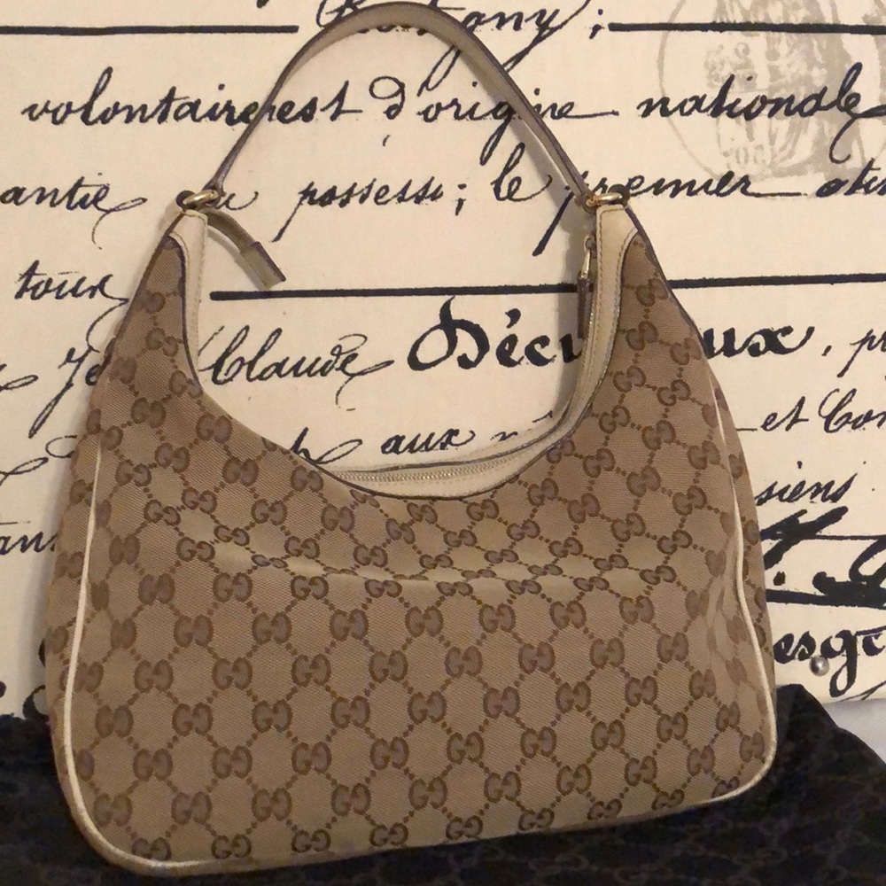 Gucci Charmy Hobo in great condition